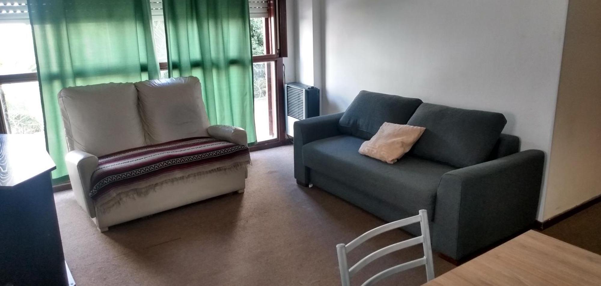 Departamento 2 Ambientes - *
